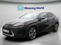 Usado Lexus UX 150 kW (204 HP) 2024 SUV