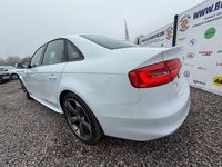 Used Audi A4 Black Edition 177 HP (130 kW) 2014 White Sedan