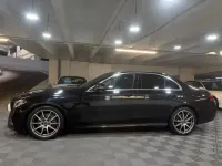 Usado Mercedes E220 AMG line 2019 Negro Berlina