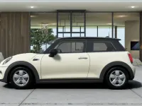 Used Mini Cooper Hatch 134 HP (98 kW) 2018 White Hatchback