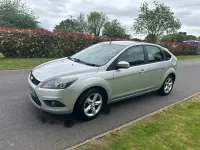 Used Ford Focus Zetec 2010 Silver Hatchback