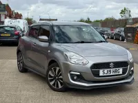 Usado Suzuki Swift 90 CV (66 kW) 2019 Plateado Utilitario