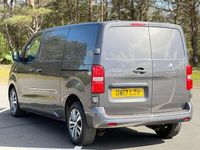 Gebraucht Peugeot Expert 120 PS (88 kW) 2017 Grau Van