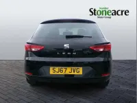 Used Seat Leon SE Dynamic 113 HP (83 kW) 2017 Black Hatchback