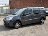 Used Citroën Berlingo Feel 100 HP (73 kW) 2018 Grey MPV