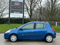 Used Renault Clio Expression 112 HP (82 kW) 2010 Blue Hatchback