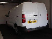 Used Vauxhall Vivaro 100 HP (73 kW) 2021 White MPV