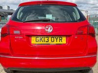 Used Vauxhall Astra 116 HP (85 kW) 2013 Red Estate