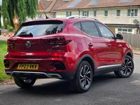 Used MG ZS Exclusive 111 HP (81 kW) 2023 Red Hatchback