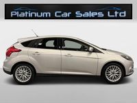 Usado Ford Focus Zetec 2014 Prateado Citadino