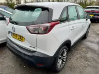 Used Vauxhall Crossland X S 110 HP (80 kW) 2017 White SUV