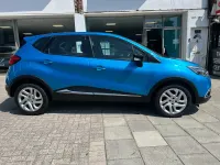 Used Renault Captur Dynamique 90 HP (66 kW) 2016 Blue SUV