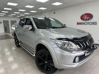 Used Mitsubishi L200 178 HP (130 kW) 2017 Silver Pickup