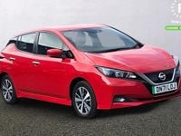 Begagnad Nissan Leaf Acenta 110 kW (150 HK) 2021 Röd Halvkombi
