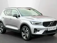 Usado Volvo XC40 Ultra 194 CV (142 kW) 2025 Plateado SUV
