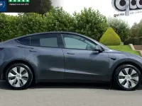 Used Tesla Model Y Long Range AWD 286 kW (389 HP) 2025 SUV
