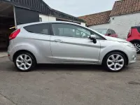 Used Ford Fiesta Titanium 96 HP (70 kW) 2011 Silver Hatchback