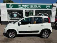 Used Fiat Panda Trekking 85 HP (62 kW) 2015 White Hatchback