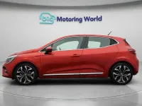 Usado Renault Clio V SE 140 HP (102 kW) 2022 Vermelho Citadino