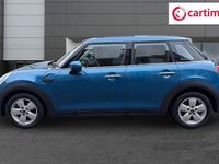 Usado Mini Cooper Classic 136 HP (100 kW) 2023 Azul Citadino