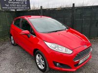 Used Ford Fiesta Zetec 82 HP (60 kW) 2014 Red Hatchback
