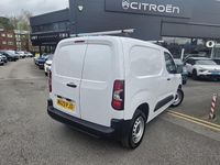 Second-hand Peugeot Partner Premium 102 CP (75 kW) 2023 Alb Monovolum