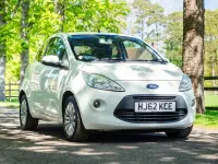 Używany Ford Ka Zetec 69 KM (50 kW) 2012 Biały Hatchback