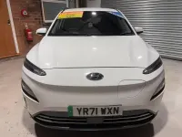 Used Hyundai Kona Premium 150 kW (204 HP) 2021 White SUV