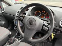 Used Vauxhall Corsa 85 HP (62 kW) 2011 Red Hatchback