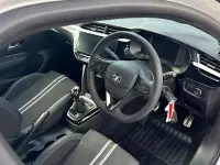 Used Vauxhall Corsa 101 HP (74 kW) 2023 White Hatchback