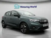 Używany Dacia Sandero Journey 90 KM (66 kW) 2024 Zielony Hatchback