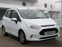 Used Ford B-MAX Zetec 90 HP (66 kW) 2016 White MPV