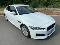 Gebraucht Jaguar XE R-Sport 163 PS (119 kW) 2015 Weiß Limousine
