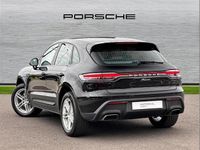 Used Porsche Macan 261 HP (191 kW) 2025 Black SUV