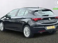 Usado Vauxhall Astra Elite 200 CV (147 kW) 2018 Negro Utilitario