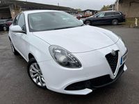 Used Alfa Romeo Giulietta 120 HP (88 kW) 2016 White Hatchback