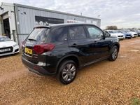 Second-hand Suzuki Vitara SZ-T 129 CP (94 kW) 2022 Negru Hatchback