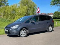 Używany Ford S-MAX Zetec 2011 Szary Minivan