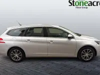 Used Peugeot 308 SW Allure 120 HP (88 kW) 2016 Silver Estate