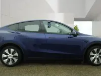 Used Tesla Model Y 282 kW (384 HP) 2023 Blue SUV