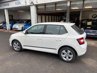 Used Skoda Fabia SE 2015 White Hatchback