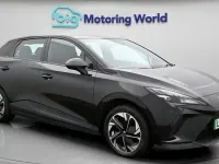 Usado MG MG4 EV SE 319 kW (435 HP) 2023 Preto Citadino