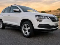 Used Skoda Karoq SE 115 HP (84 kW) 2020 White SUV