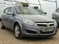 Used Vauxhall Astra Active 140 HP (102 kW) 2009 Silver Hatchback