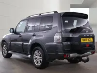 Used Mitsubishi Shogun 187 HP (137 kW) 2017 Grey SUV
