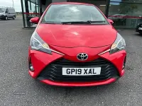 Used Toyota Yaris 111 HP (81 kW) 2019 Red Hatchback