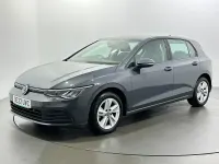 Begagnad VW Golf VIII Life 130 HK (95 kW) 2022 Grå Halvkombi
