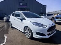 Used Ford Fiesta Zetec 125 HP (91 kW) 2016 White Hatchback