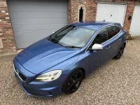 Used Volvo V40 R-Design 152 HP (111 kW) 2016 Blue Hatchback