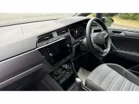 Used VW Touran R-line 150 HP (110 kW) 2025 Black MPV